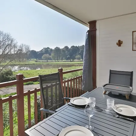 Vue - Piscine, Tennis & Golf - Renove